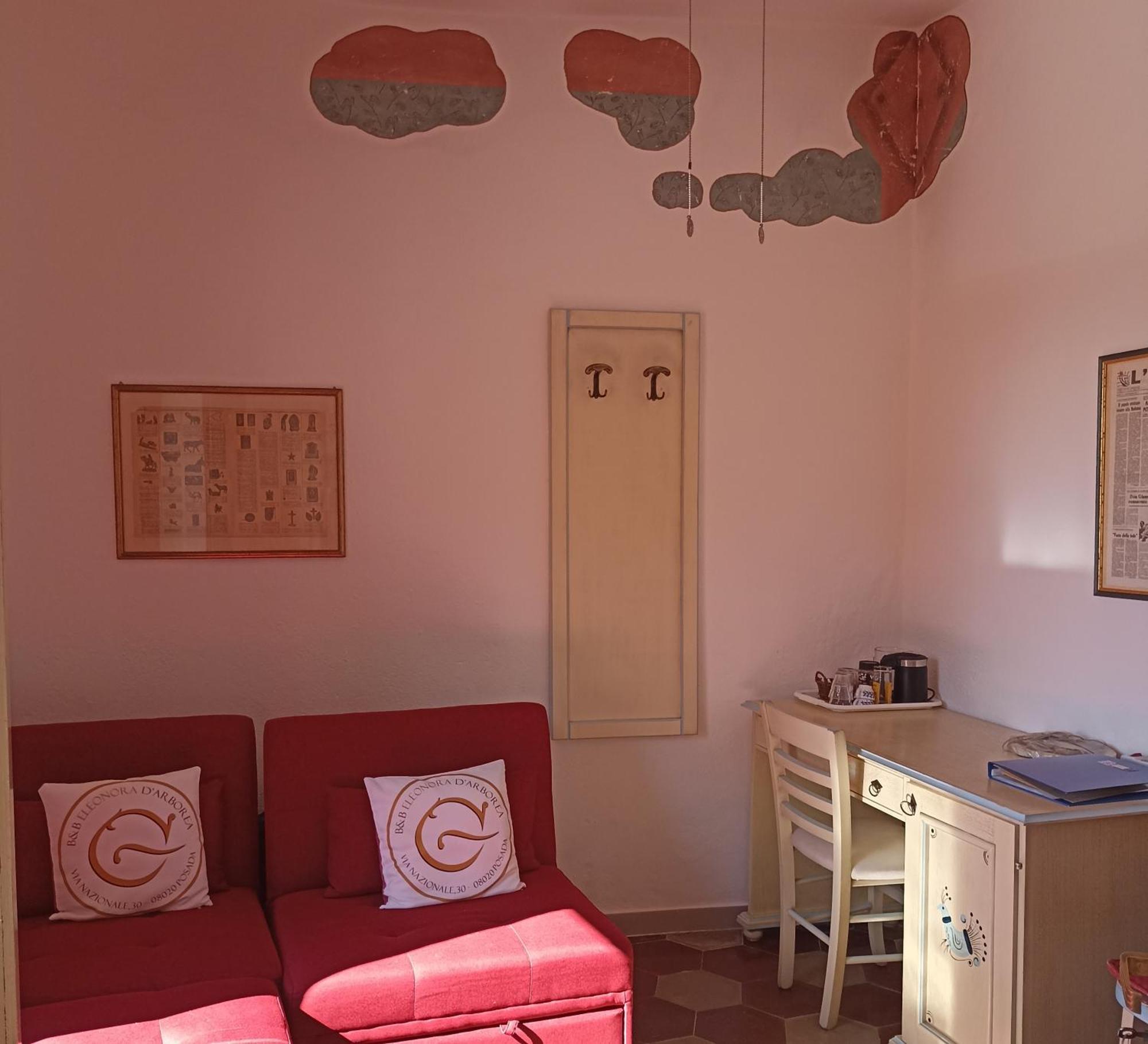 B&B Eleonora D'Arborea, Centro Storico โปซาดา ภายนอก รูปภาพ
