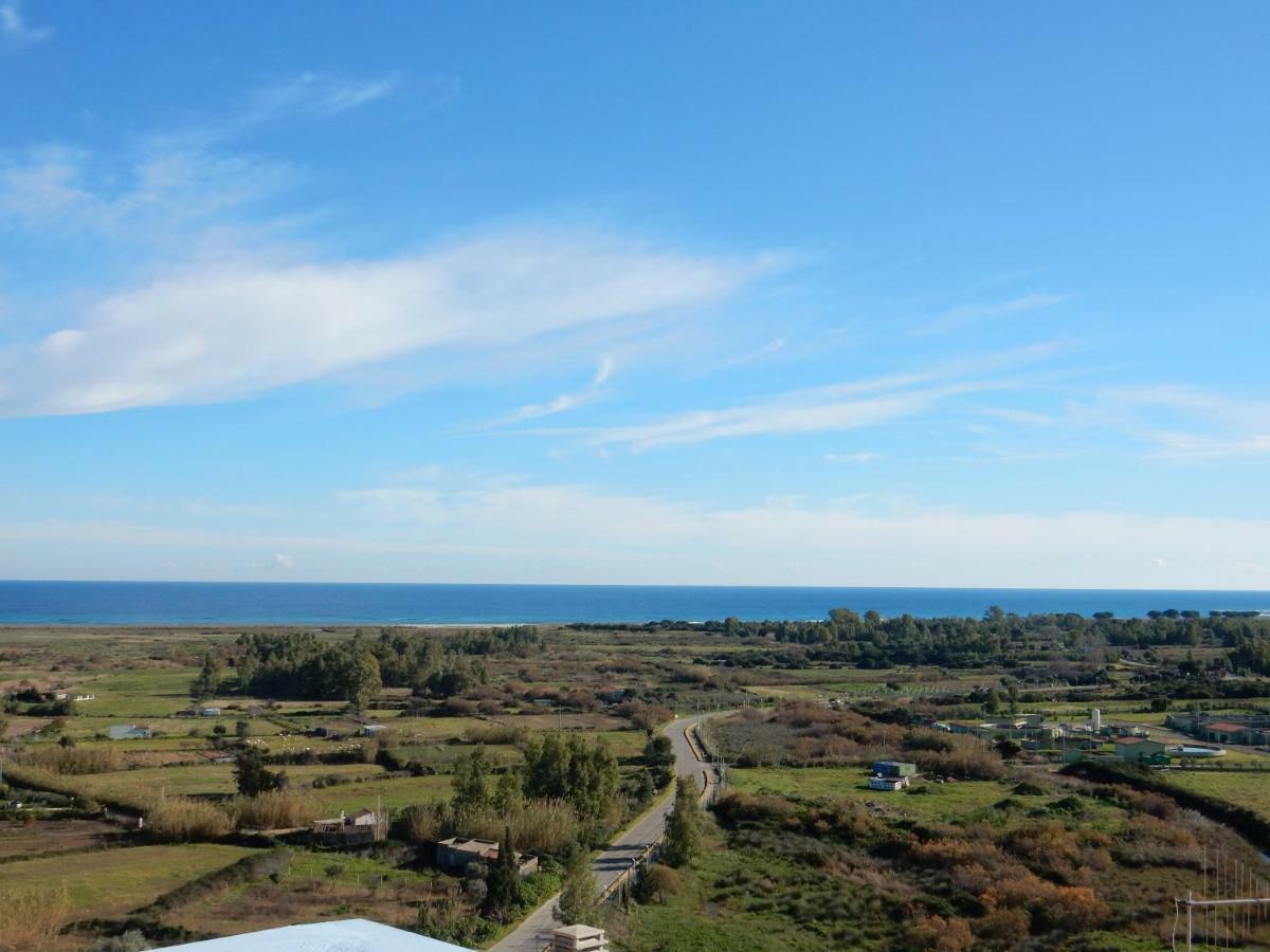 B&B Eleonora D'Arborea, Centro Storico โปซาดา ภายนอก รูปภาพ